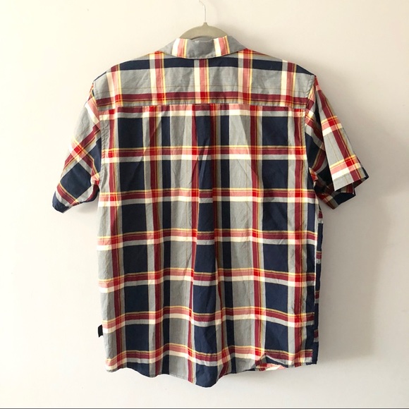 Patagonia Organic Cotton Plaid Buttondown Shirt - Picture 2 of 2